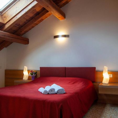 Agriturismo Antico Splendore Villa Pullir Esterno foto