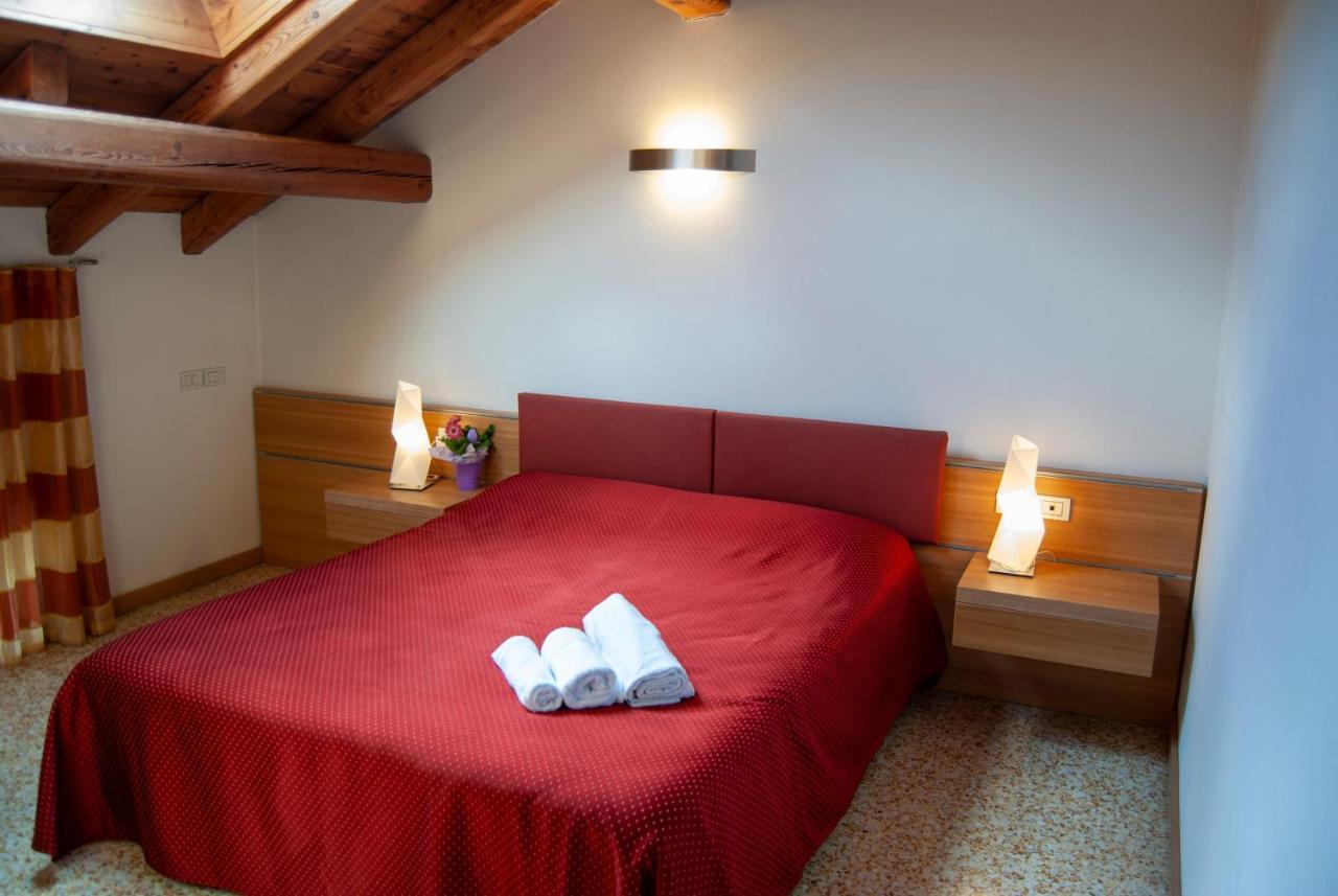 Agriturismo Antico Splendore Villa Pullir Esterno foto