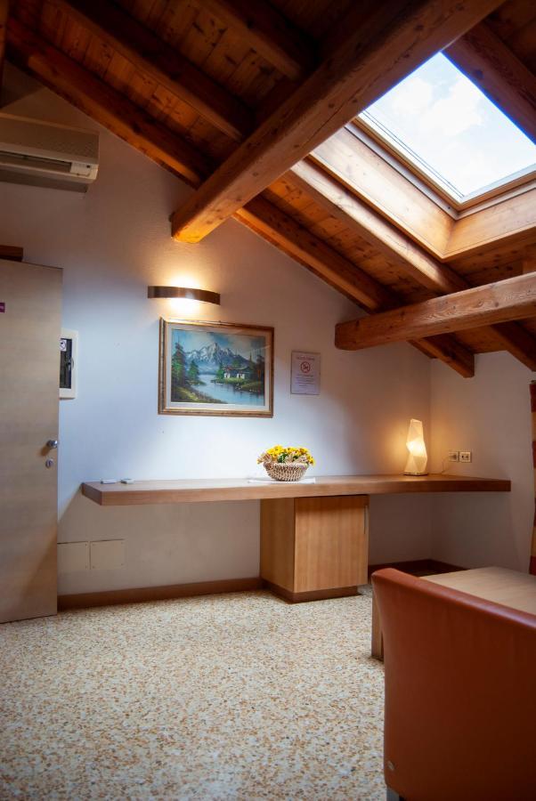 Agriturismo Antico Splendore Villa Pullir Esterno foto